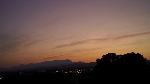 Vista del atardecer desde la ciudad de elche alicante espa&ntilde;a