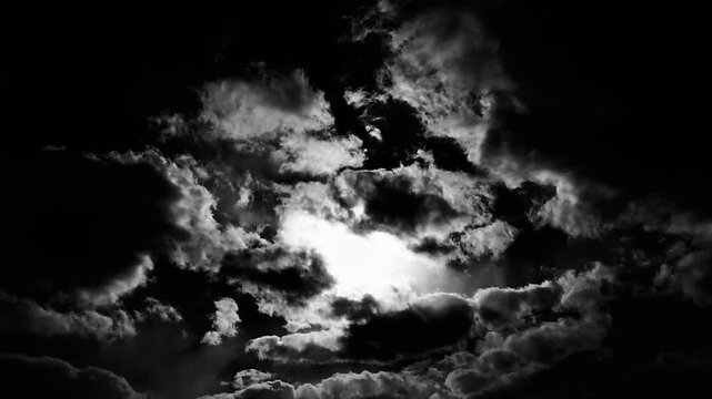 ハイコントラストなモノクロームの空　タイムラプス