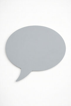  comment bubble icon, isolated on pure white background, centered composition, flat vector style, rounded speech bubble, crisp edges, no texture, no logo, no text, commercial stock illustration