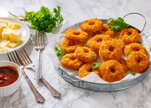 Crispy Mozzarella Party Donuts on a serving tray