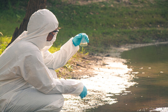 Professional environmental monitoring through water sample testing and scientific evaluation.