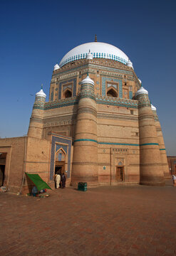 Shah Rukan Alam Tomb