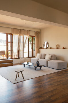 Cozy and modern living room 