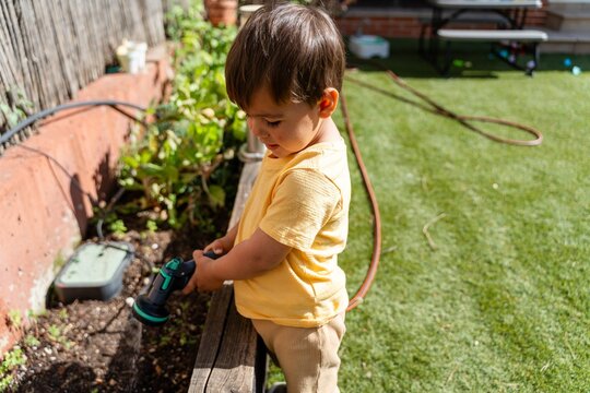 Toddler Watering Garden Bed
