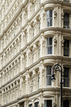 Curved SoHo Building Facade