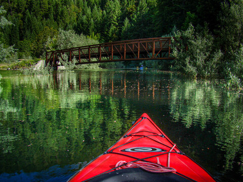 Kayak to the bridge