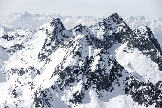 Peaks and mountains in winter, Sellraintal, Stubai Alps, K&uuml;htai, Tyrol, Austria