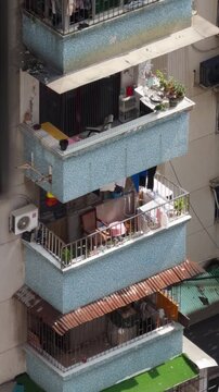 Guangzhou Residential Building Balcony Daily Life Handheld Slow Pan