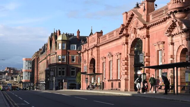 Nottingham Railway Station is located near the historic Lace Market district, close to Nottingham city centre and Old Market Square, serving as a major transport hub in Nottingham, England.