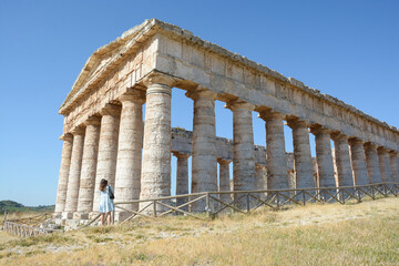 Fototapeta premium Temple de Ségeste - Parc archéologique de Ségeste - Sicile - Italie