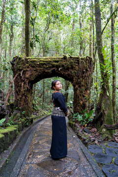 Young girl with a traditional Kadazan Dusun Attire Sinombayaka Pinolongon Kinilong from Ranau  Sabah Malaysia