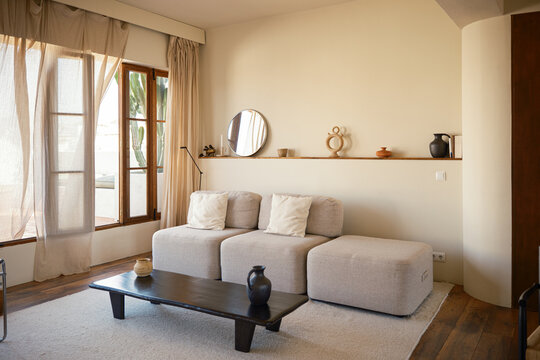 Cozy and modern living room 
