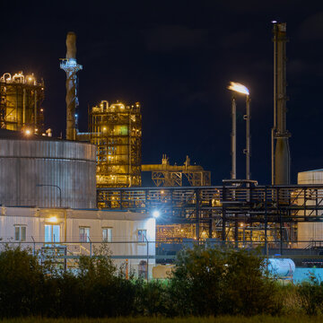 Edmonton Refinery Gas Flare