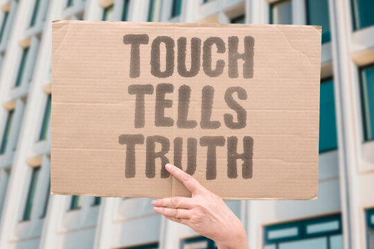 "Touch Tells Truth" Tactile features help identify real notes. TOUCH. TACTILE. AUTHENTICITY. BANKNOTE. SECURITY.
