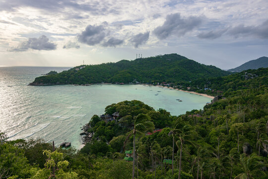 Panoramic viewpoint of John-Suwan overlooking Chalok Baan Kao and Thian Og bays in Koh Tao, Thailand