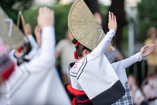 阿波踊り