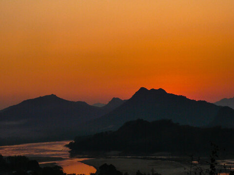 Phousi Hill at sunset