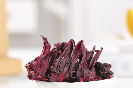 Traditional Chinese Luo Shen Hua Dried Hibiscus Flowers for Herbal Tea and Healthy Hot Beverage