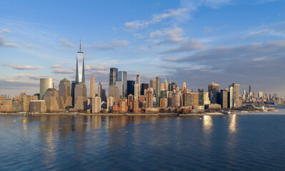 Fototapeta premium NYC Manhattan skyline, New York City downtown. New York Manhattan aerial view in NYC. New York City skyline with skyscrapers. New York skyline panorama.