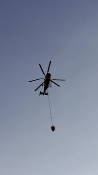 Intense helicopter wildfire attack