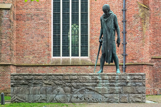 Groningen, Netherlands. Saint George and the Dragon war memorial close to Martinikerk (St Martin's Church). The memorial by the Dutch artist Ludwig Oswald Wenckebach was unveiled on March 23, 1959.