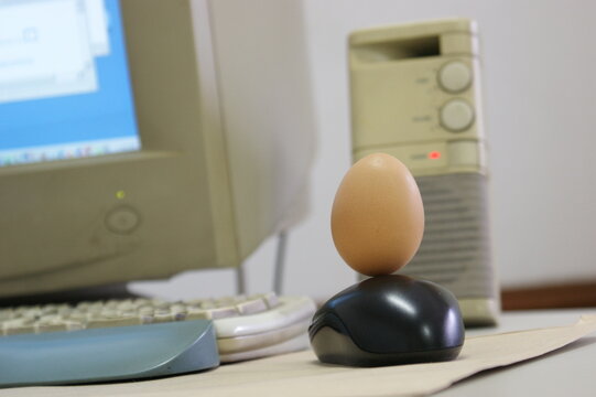 Standing Egg during Duanwu day