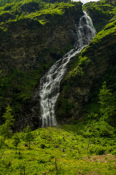 enjoy peace and quiet at the waterfall