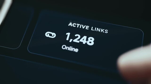 Active Links Counter With Chain Icon Showing Online Connections On Monitoring Card