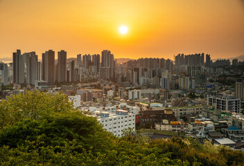 일몰,빌라,아파트,고층빌딩,시내,수봉산,숭의동,중구,인천 © JinChang