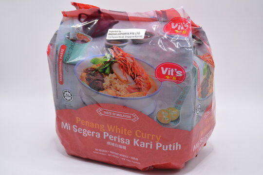 Vits Penang White Curry Instant Noodles in Manila, Philippines