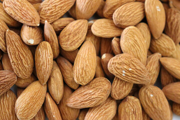 Fototapeta premium Close View of Whole Raw Almonds