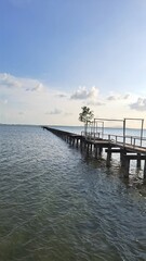 Fototapeta premium pier in the sea