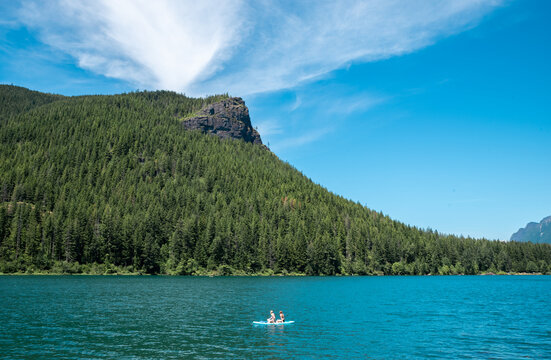 sup paddle on rattlesnake lake seattle washington