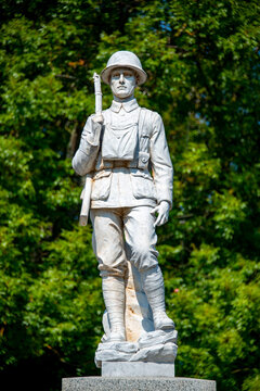 Australian World War I Soldier Statue