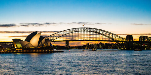 Fototapeta premium sydney harbour bridge at sunset
