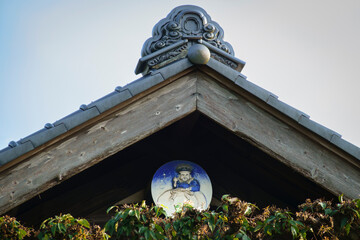 福の神を模した丸環 © Shutter & Pixel Co.