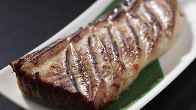 ［日本産］カツオ　ハラス　塩麹焼き