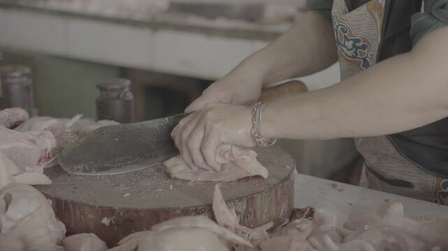 Chicken Processing at a Traditional Market Slog3 10 bit 4:2:2
