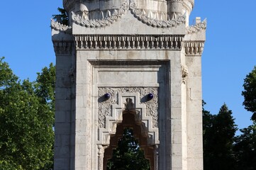 The pedestal of the Konya Atatürk Monument was constructed in 1917 by Architect Muzaffer Bey. The monument was originally designed as an agricultural monument. © Ahmet