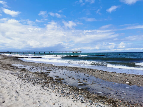 Die Ostseek&uuml;ste bei Heiligendamm in Bad Doberan in Mecklenburg-Vorpommern in Deutschland an der Ostsee