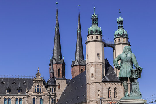Halle-Saale Stadtpanorama mit Marktplatz