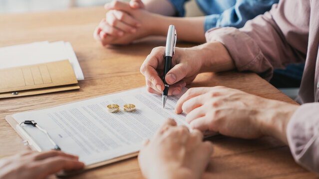 End of marriage and divorce agreement