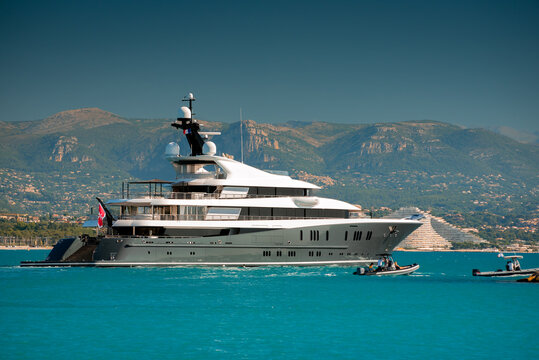 Detail shot of the front bow of a charter luxury Super Yacht anchored in the Gulf of Saint-Tropez, South of France during the yachting mediterranean season