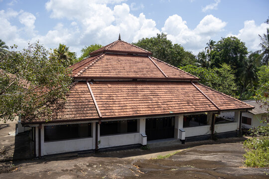 Temple preaching hall in the Aluthepola Ganekanda raja maha vihara