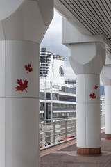 Fototapeta premium Vancouver port, cruise ship docked in the port at Canada Place