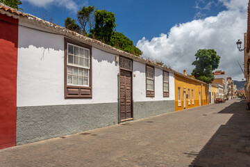 The Canary Islands boast beautiful architecture in San Cristóbal de La Laguna. Historic buildings, historic gardens, and charming streets on the island of Tenerife. © Oczarowany Wyspami