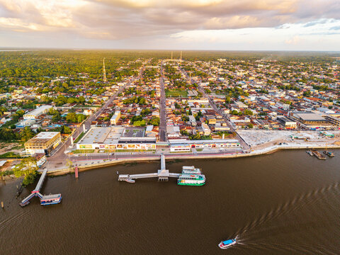 Orla da cidade de Barcarena no Par&aacute;