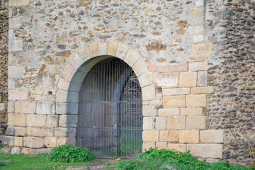 Obraz premium Ancient stone arch gate