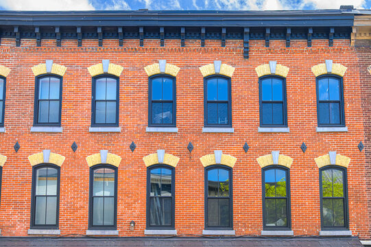 Window pattern in colonial building facade, Canada