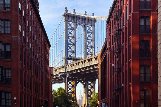 Manhattan Bridge Framed by DUMBO Street in Brooklyn, New York City, USA
